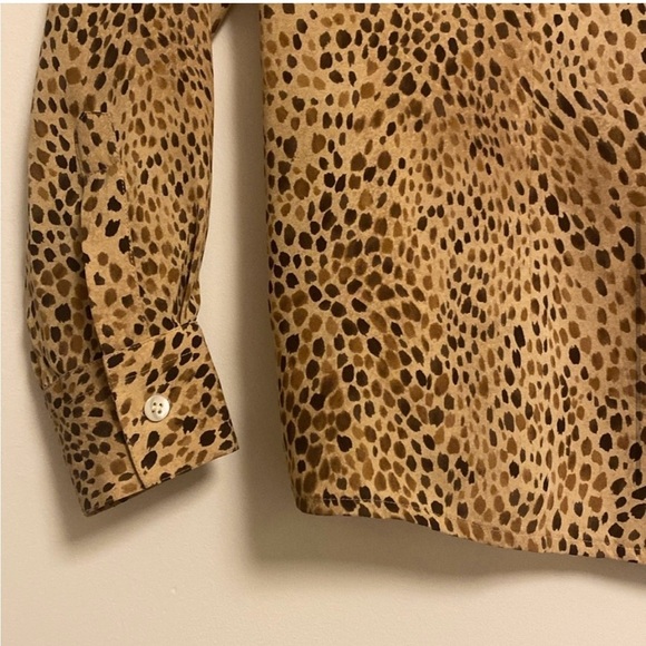 Talbots Leopard Print Blouse, size 10P - Picture 7 of 10